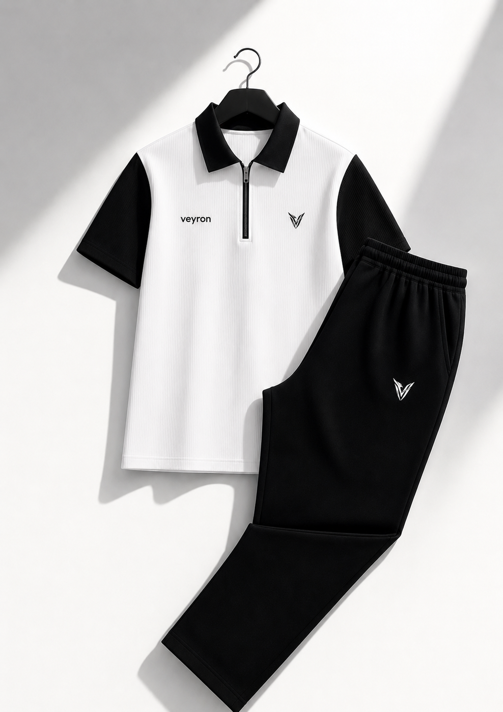 Conjunto Polo con Cierre y Pantalón VEYRON - Blanco / Negro