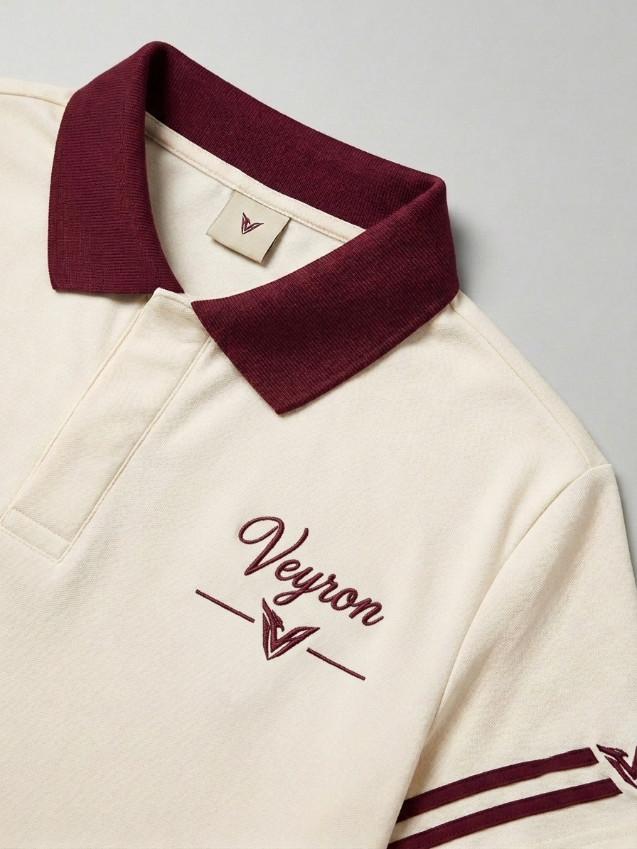 Polo Veyron Premium Color Marfil con Cuello Vinotinto